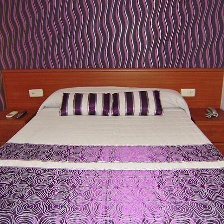 Hostal Miguel Angel Madrid Eksteriør bilde