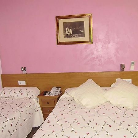 Hostal Miguel Angel Madrid Eksteriør bilde